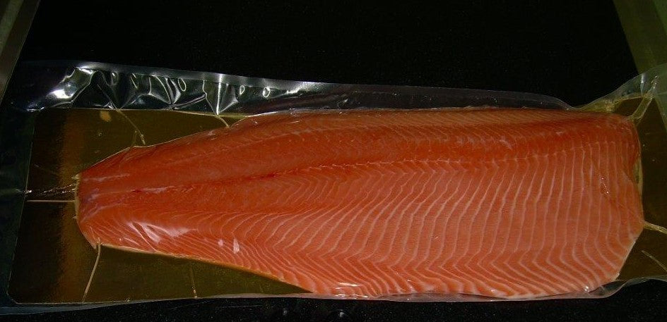 Filetto di salmone norvegese, taglio Trim E, congelato da 1,0-1,4kg