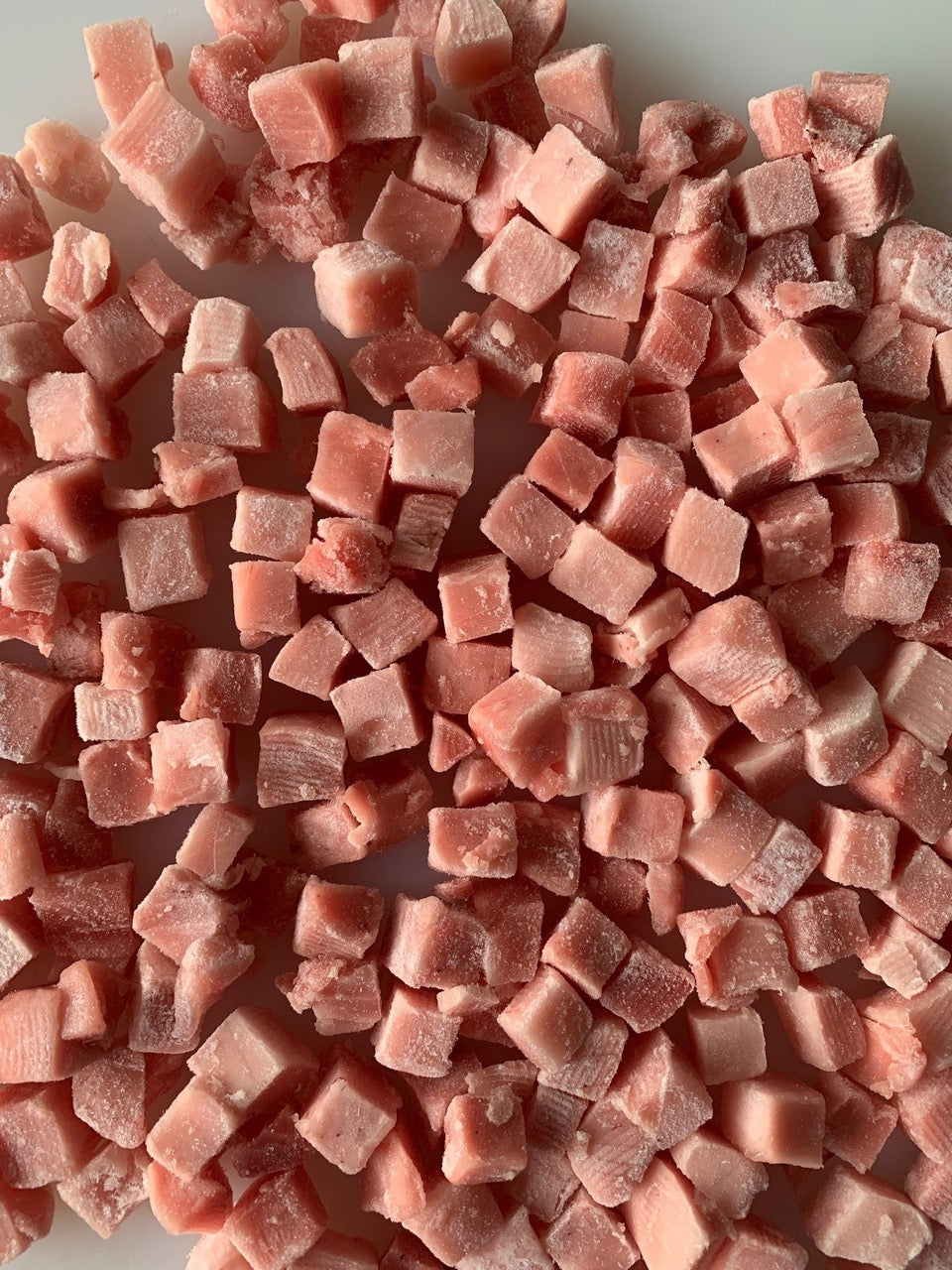 Cubetti di tonno obeso congelati per poke